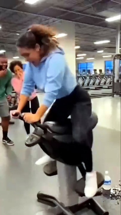Gym Fail: Hilarious Exercise Bike Mishap!