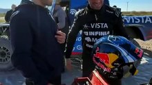 La sorpresa de Kevin Benavides a su hermano Luciano: personalizó su casco y se lo mostró antes de la carrera