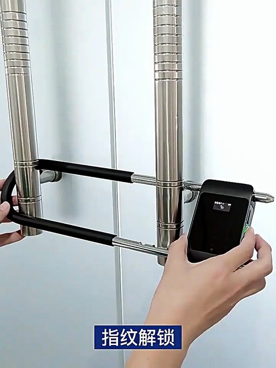 This Lock Opens With Your Finger 😳🔐