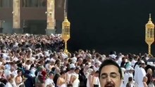 İhramlı hac ve umre tarafında, yani peşinden Say yapılacak olan tavafların tamamında erkeklerin