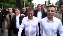 Özgür Özel CHP Genel Merkezi'nden ayrıldı!