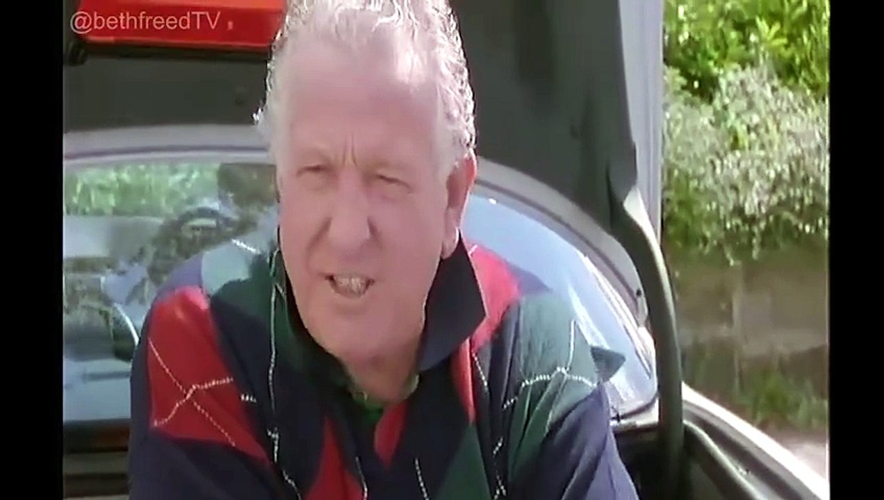 Hetty Wainthropp Investigates. Digging for Dirt | Patricia Routledge Cozy Mystery Crime (1998) S04 E03 [Full Movie]