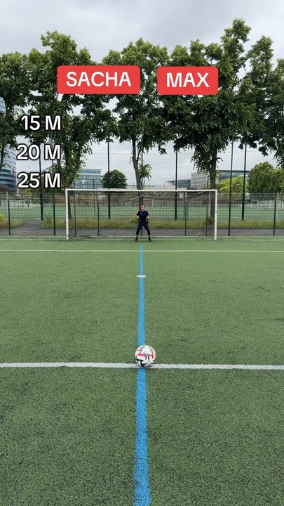 3 shots challenge 🤯⚽️