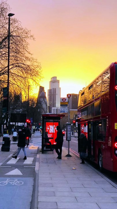 Golden Hour in London over the years (HD)