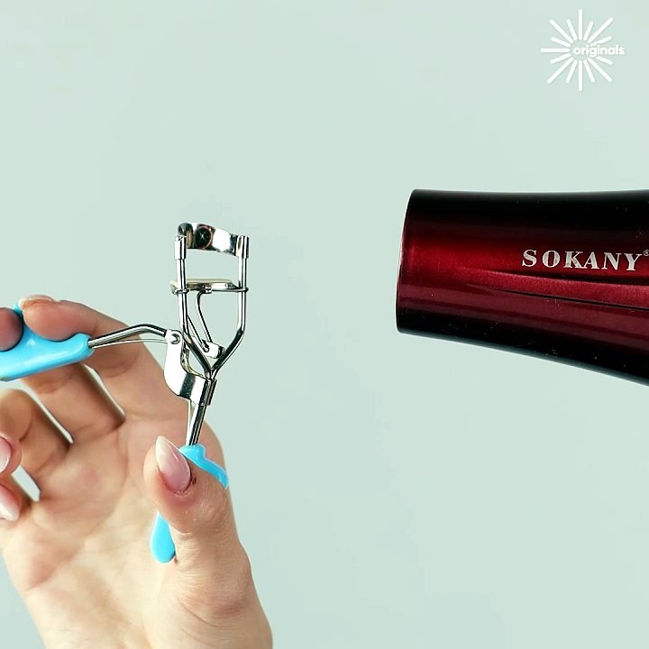 Get bigger lashes with this mascara hack! 👀💯