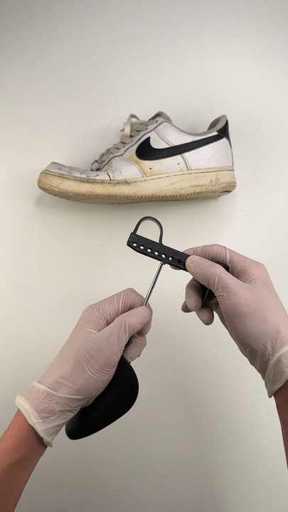 How to Clean Nike Air Force 1 ? #asmr #sneakers #satisfying #cleaning #restoration
