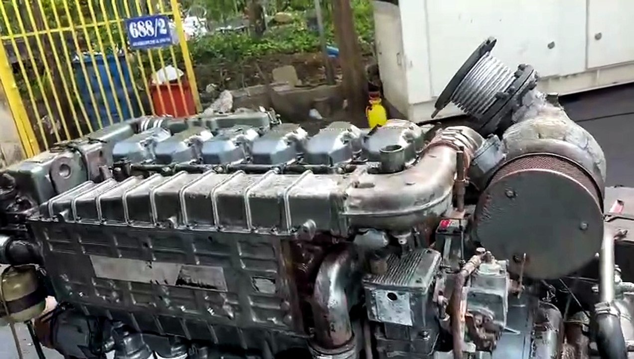 YANMAR 6KXA-ET  ( 630 hp / 2100 rpm )