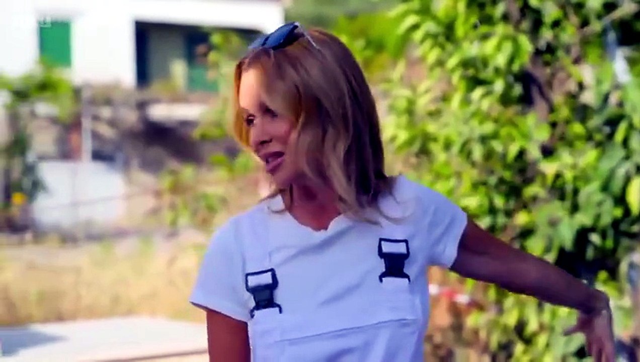 Alan and Amandas Greek Job - Season 1 - Episode 08