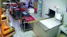 Malatya'nın Pütürge ilçesindeki deprem anı kameraya yansıdı