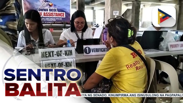 OFWs at kanilang pamilya na apektado ng pag-aalburoto ng Bulkang Mayon, nakatanggap ng isang sako ng bigas mula sa OWWA | ulat ni Garry Carillo - Radyo Pilipinas - Albay