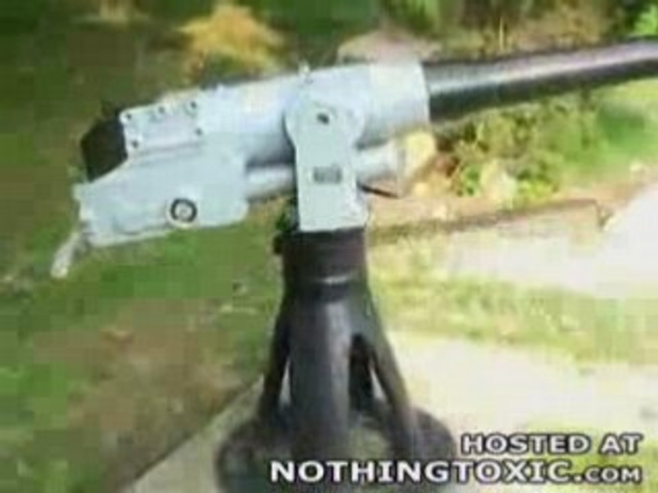 Il se owned tout seul avec un canon !