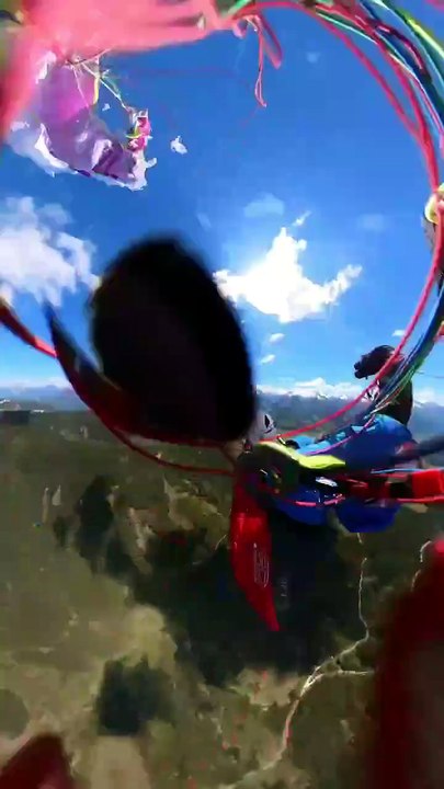 Una avioneta embistió a una paracaidista en pleno vuelo