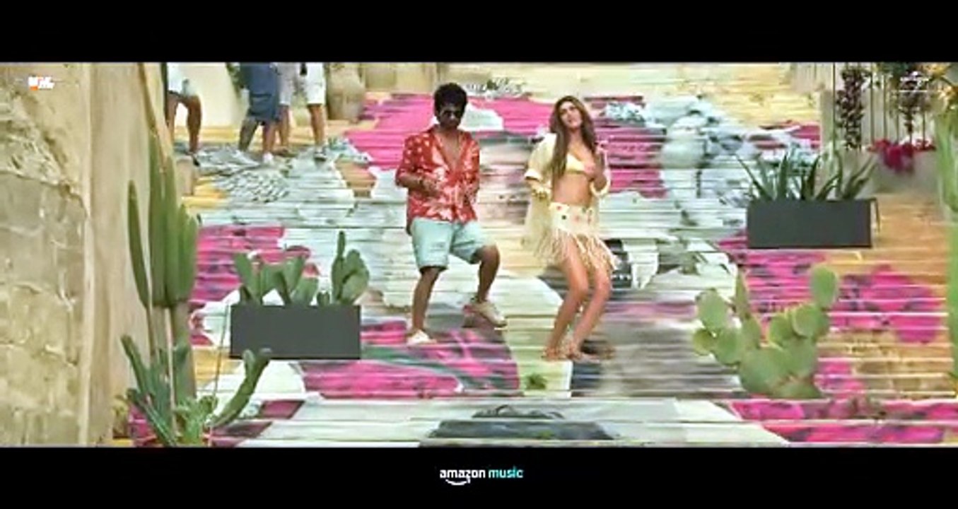 Mashooqa (Video) Shahid_ Kriti_ Rashmika _ Pritam_ Mahmood_ Amitabh B_ Raghav C_ Ruaa K _ Cocktail 2