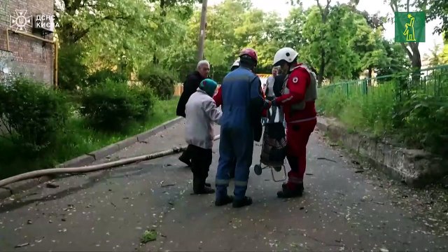 Rusia mata a cuatro personas en ataque masivo contra Ucrania con un misil hipersónico