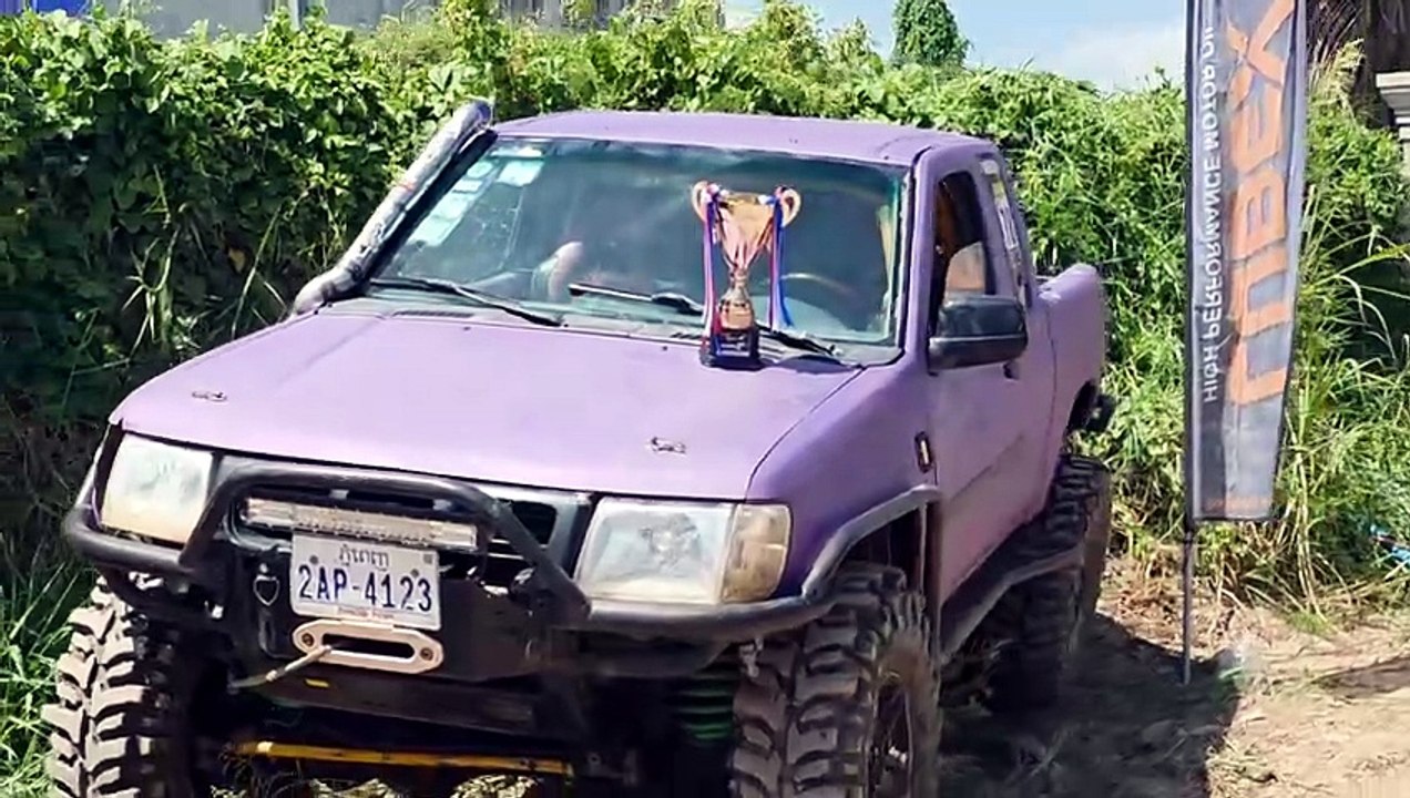 ព្រឹត្តិការណ៍ Off Road Show នៅក្រុងតាខ្មៅបង្ហាញពីសក្ដានុពលកីឡា Off Road កម្ពុជាទៅកាន់អន្តរជាតិ