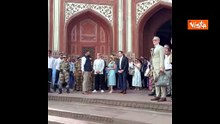 Segretario di Stato Usa Rubio visita il Taj Mahal in India