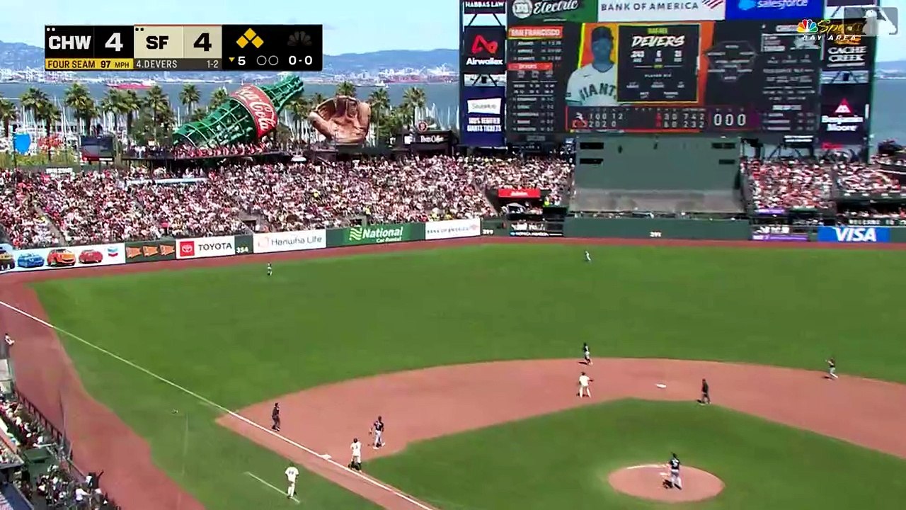 Rafael Devers sonó grand slam
