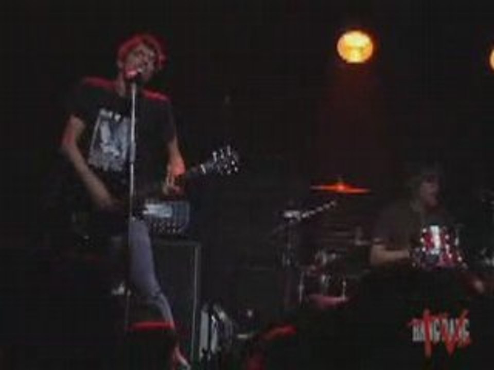 Guerilla Poubelle - L'école de la Rue (Bang Bang TV)