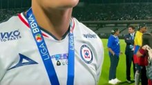 Chiquete Orozco reaccionó al campeonato de Cruz Azul con una contundente declaración dirigida a Pumas tras la final ⚽🏆.
