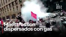 CNTE vs policías: maestros son dispersados con gas en el Zócalo