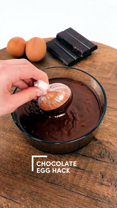 Check out this incredible chocolate egg hack!