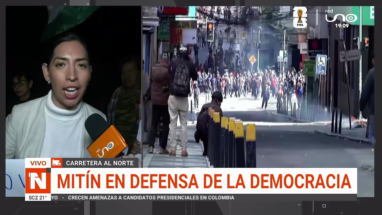 MITÍN EN DEFENSA DE LA DEMOCRACIA