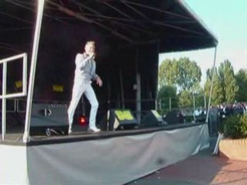 PLASTIC BERTRAND A WAZIERS