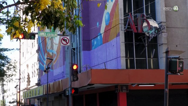 Comerciantes del Centro Histórico se preparan para el silbatazo inicial de la Copa Mundial de Futbol