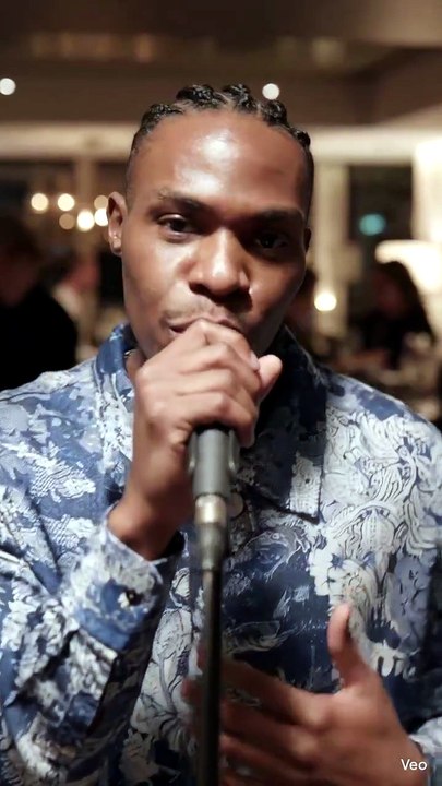 Mic Iyke live performance of Hennessy Vibes