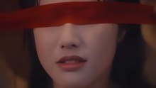 Blindfolded Xiao Long Nu (小龍女) was kissed on the cheek and mistook him for Yang Guo 神雕侠侣 The Legend of Condor Heroes 尹志平欺负了小龙女足足一晚上 小龍女與尹志平 神雕密傳