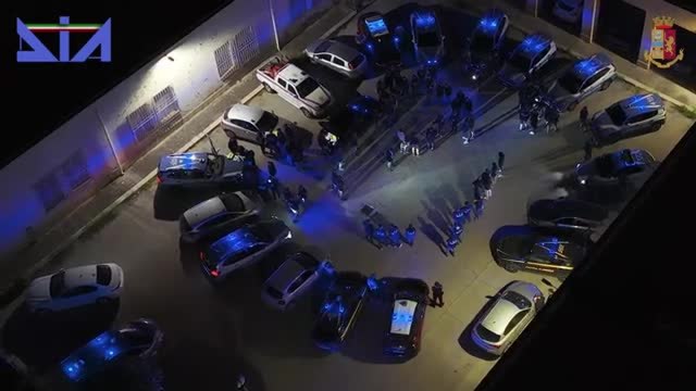 Omicidio e riciclaggio, eseguite 14 misure cautelari tra Puglia e Albania