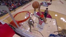 'It's a Knicks avalanche!' - Towns flies in for the put-back slam