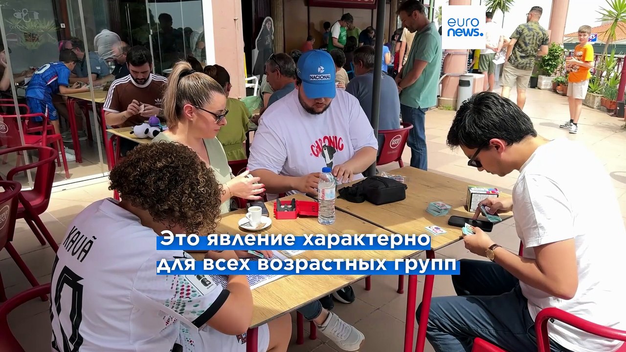 "Такого бума ещё не было": лихорадка наклеек к...