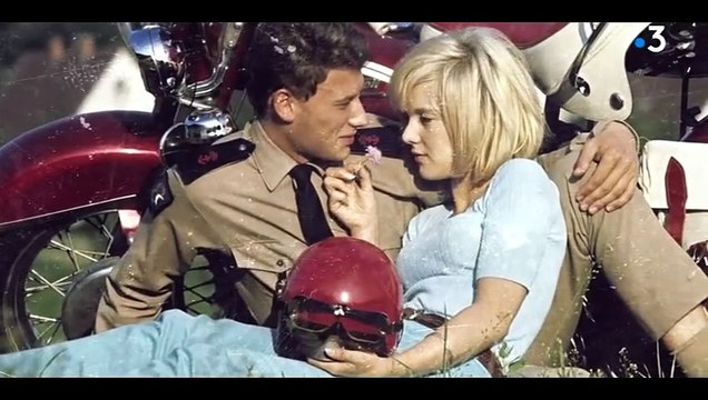 2019 - Johnny Hallyday - Sylvie Vartan Rend Hommage à Johnny dans le “19/20” (France 3 Paris Île-de-France, 5 Octobre)
