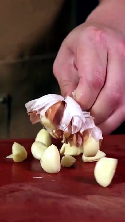 Hate peeling garlic