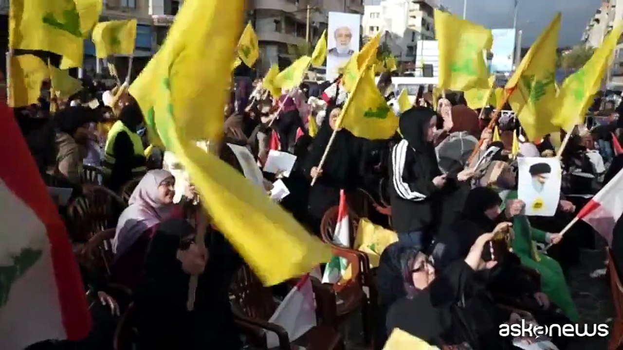 Sostenitori di Hezbollah celebrano anniversario liberazione a Beirut