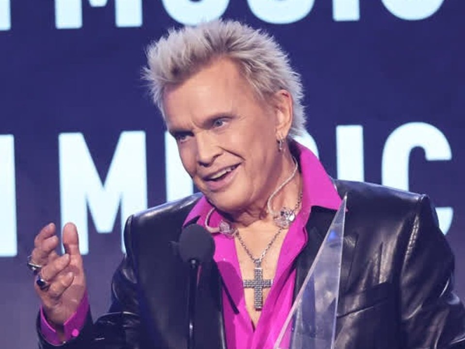 Für sein lebenswerk geehrt: billy idol hält emotionale dankesrede