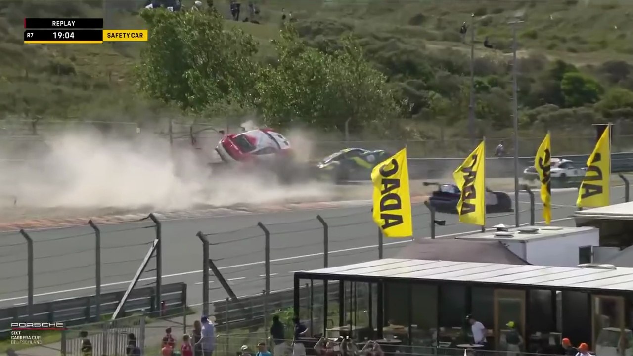 Porsche Carrera Cup Germany 2026 Zandvoort Race 1 Mutschlechner Spreng Big Crash