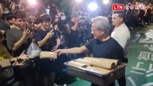 與庶民同罪！黃仁勳吃私廚座車違停遭檢舉開單