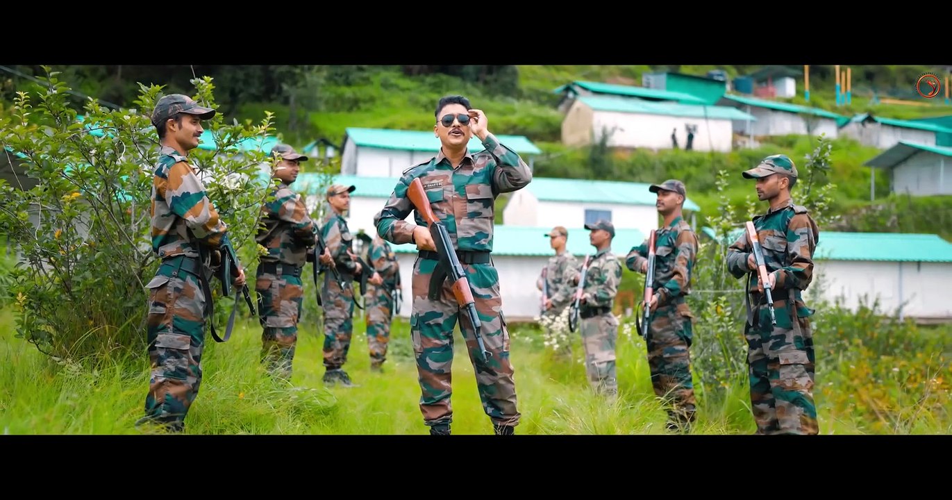 Rifle Meri Kani Ma _ राइफल मेरी कानी मा _ Fauji Lalit Mohan Joshi _ Latest Kumaoni Song 2025