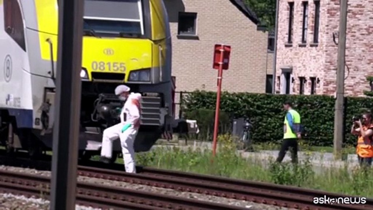 In Belgio scuolabus travolto da treno: 4 morti, fra loro 2 bambini