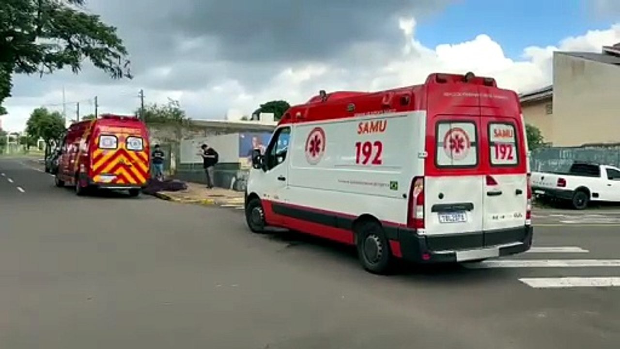 Batida entre S10 e Saveiro deixa duas vítimas no Centro de Umuarama