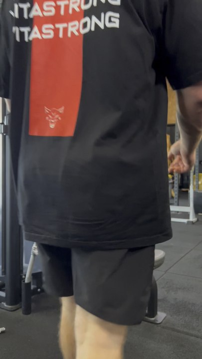 Tirage vertical la team 🔥 on veu un gros dos pour cette été ! 🔥💪