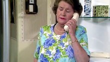 Keeping Up Appearances s05 e03 Hyacinth Is Alarmed