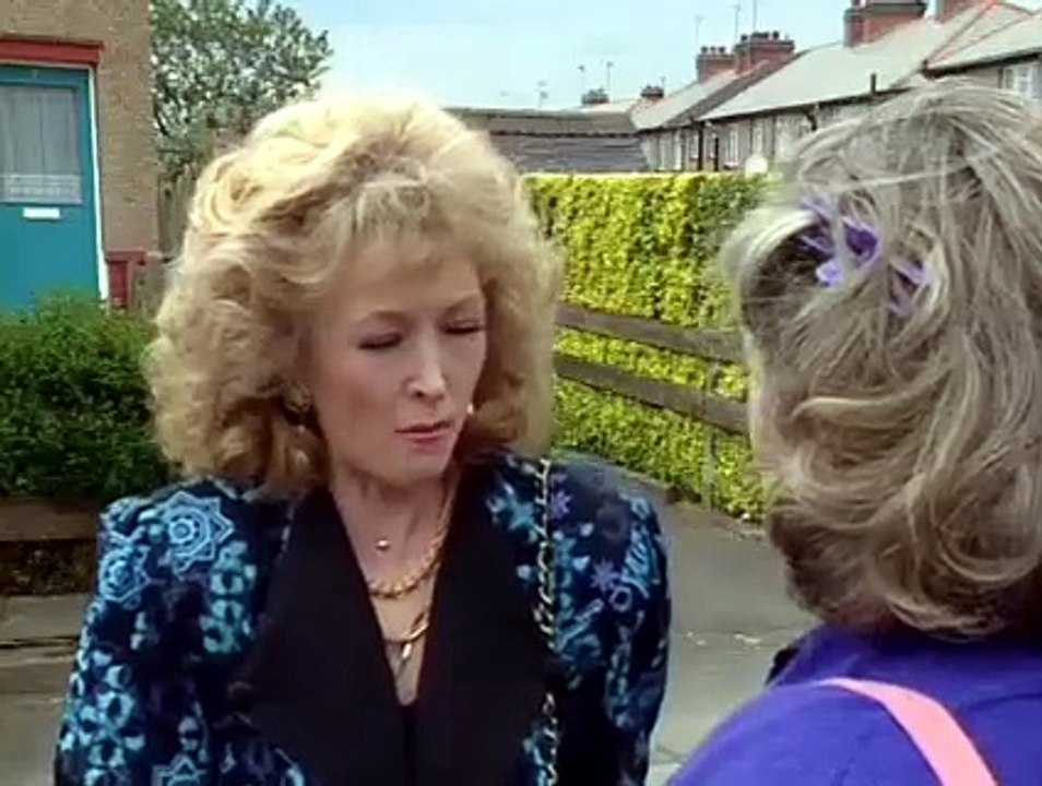 Keeping Up Appearances  s05 e07 The Boy Friend
