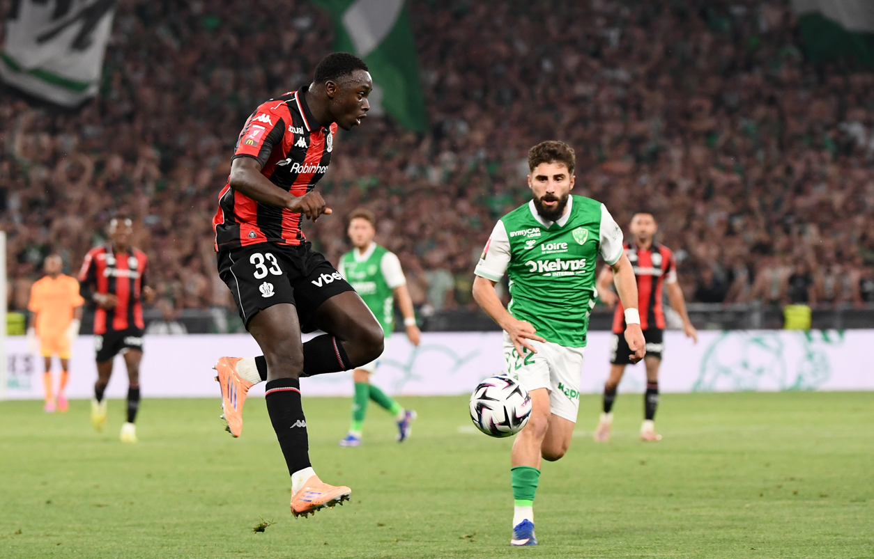 Playoffs Ligue 1 : Saint-Etienne et Nice retardent l'échéance