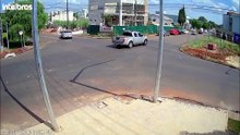 Alta velocidade e barulho absurdo: moradores reclamam de veículos com escapamentos adulterados