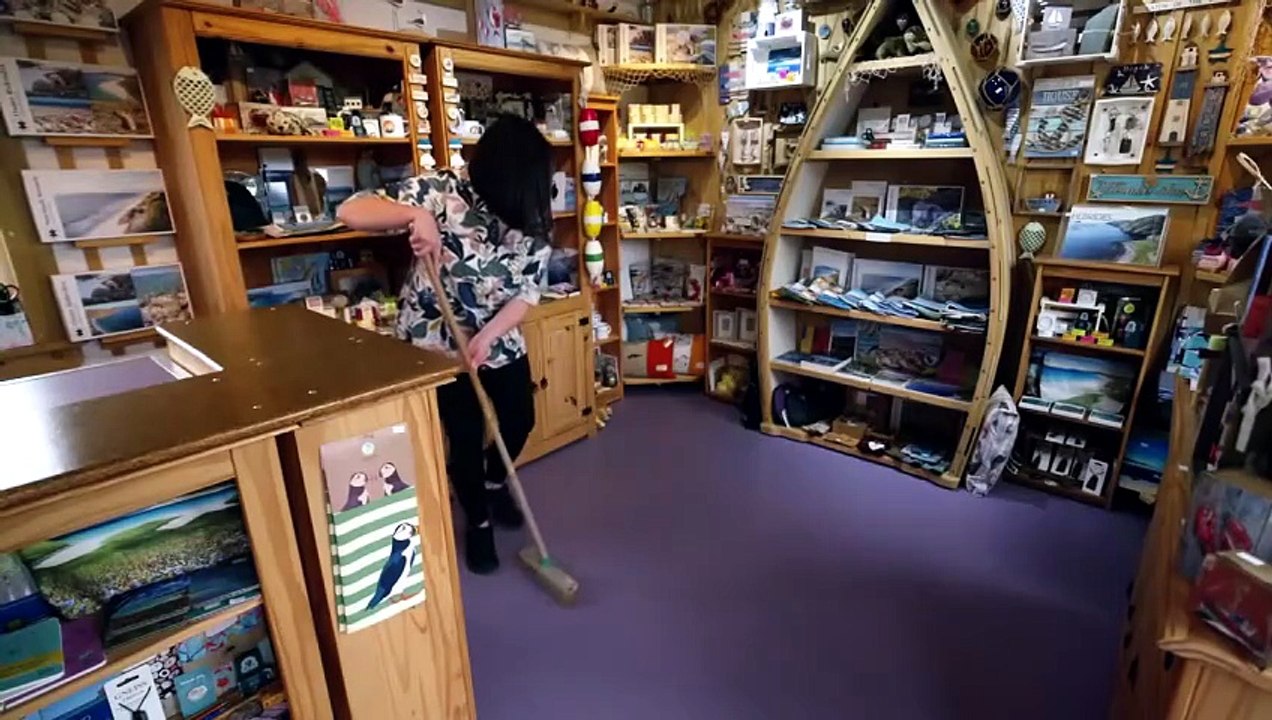 Our Tiny Islands S02E04