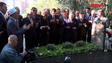 MHP Genel Başkanı Bahçeli, Alparslan Türkeş’in kabrini ziyaret etti