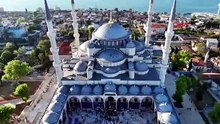Tarihi Sultanahmet Camii'nde adım atacak yer kalmadı